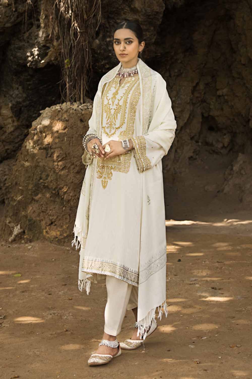 Gul Ahmed 3PC Embroidered Cotail Unstitched Suit with Gold and Silver Printed Pashmina Shawl AP-32091