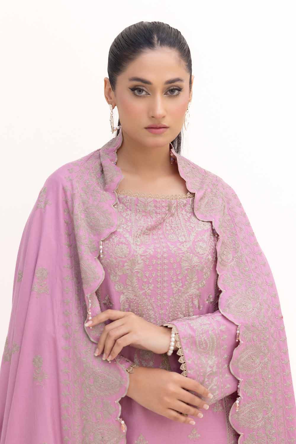 Gul Ahmed 3 Piece Unstitched Embroidered Acrylic Suit with Embroidered Acrylic Dupatta AP-42008