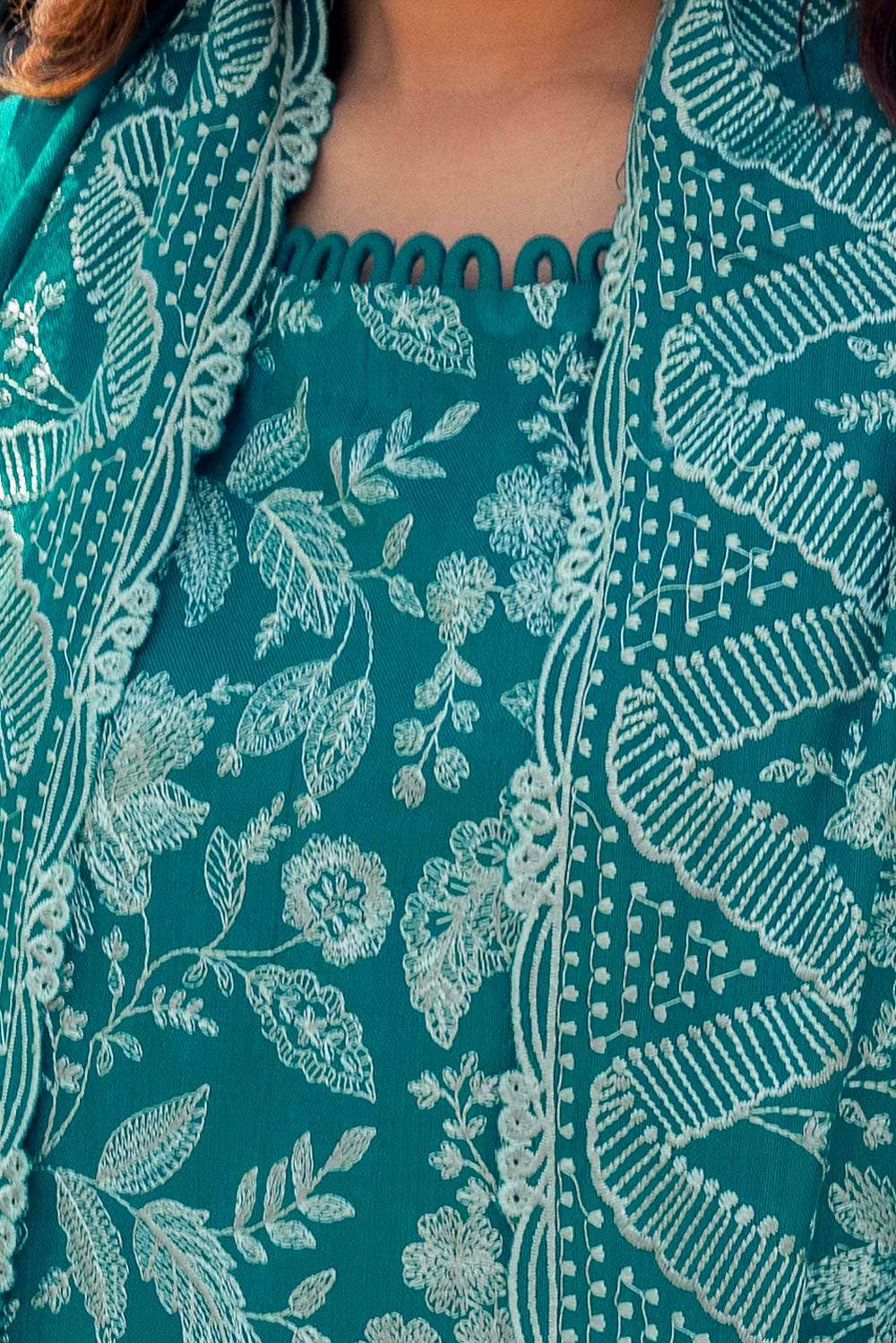 Gul Ahmed 3 Piece Unstitched Embroidered Acrylic Suit with Embroidered Acrylic Dupatta AP-42010