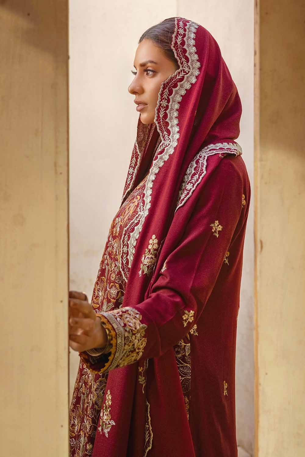 Gul Ahmed 3PC Embroidered Karandi Unstitched Suit AY-32026
