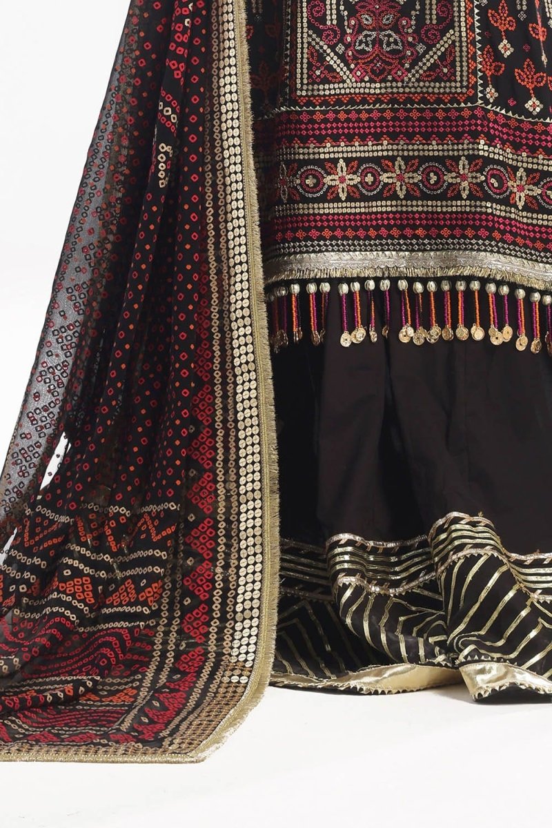 Gul Ahmed 3 Piece Unstitched Embroidered Chiffon Suit with Gold Lacquer Embroidered Printed Chiffon Dupatta BM-52011
