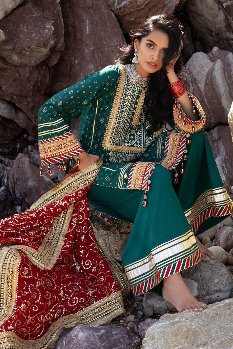 Gul Ahmed 3 Piece Unstitched Embroidered Lawn Suit with Zari Sequins Embroidered Chiffon Dupatta BM-52024