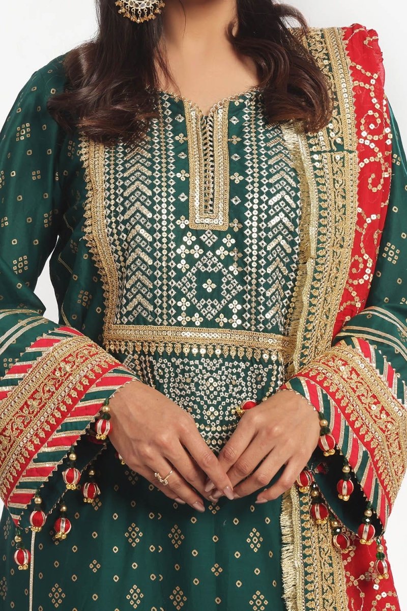 Gul Ahmed 3 Piece Unstitched Embroidered Lawn Suit with Zari Sequins Embroidered Chiffon Dupatta BM-52024