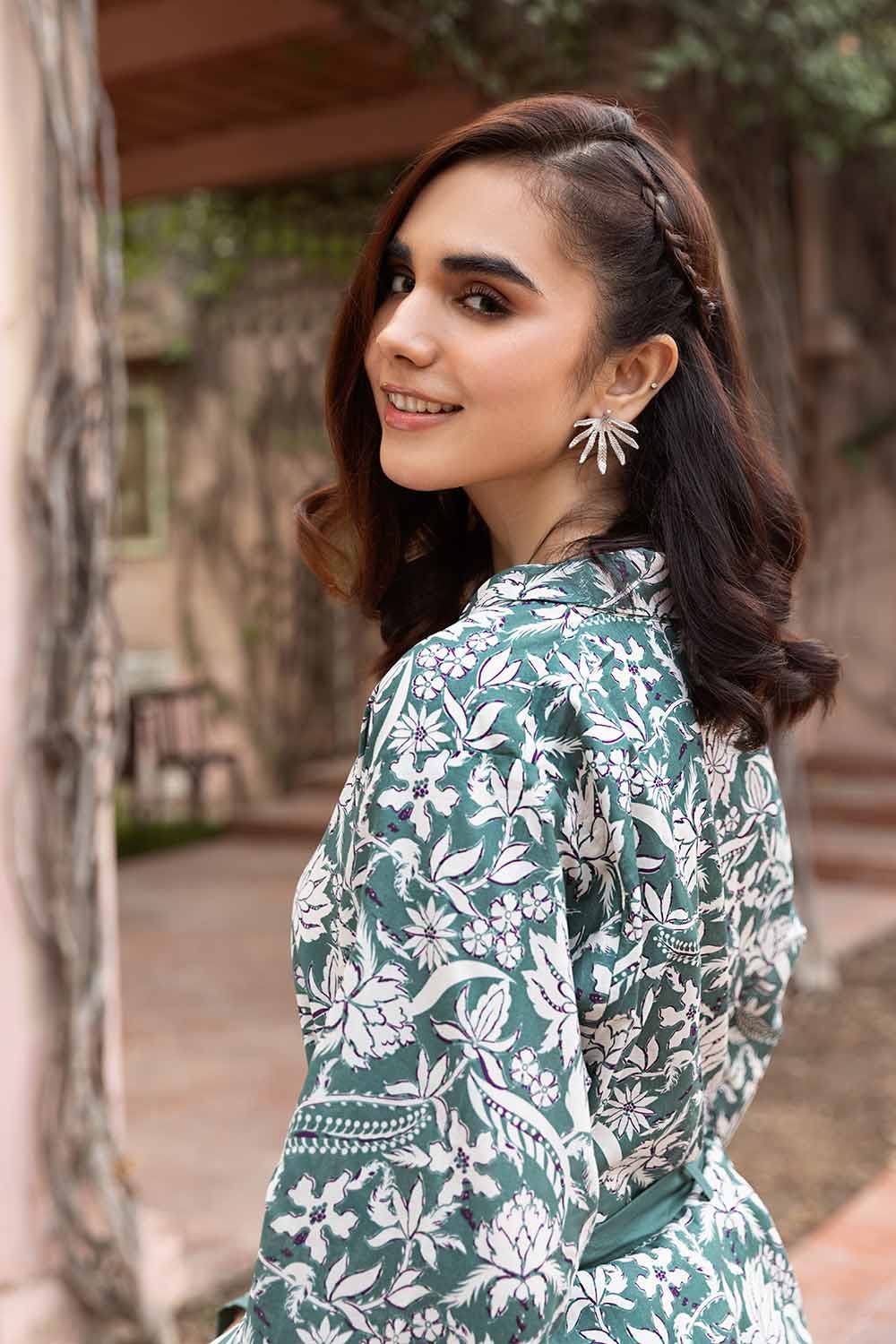 Gul Ahmed 3PC Printed Lawn Unstitched Suit CL-32464 B