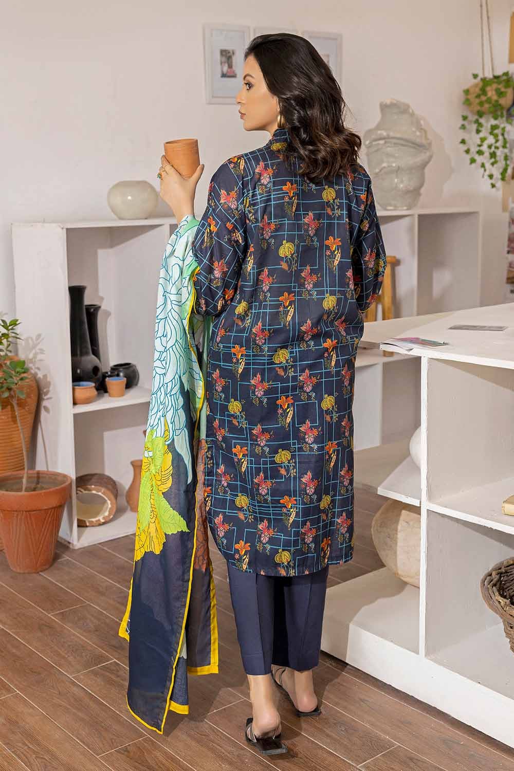 Gul Ahmed 3PC Printed Lawn Unstitched Suit CL-32502