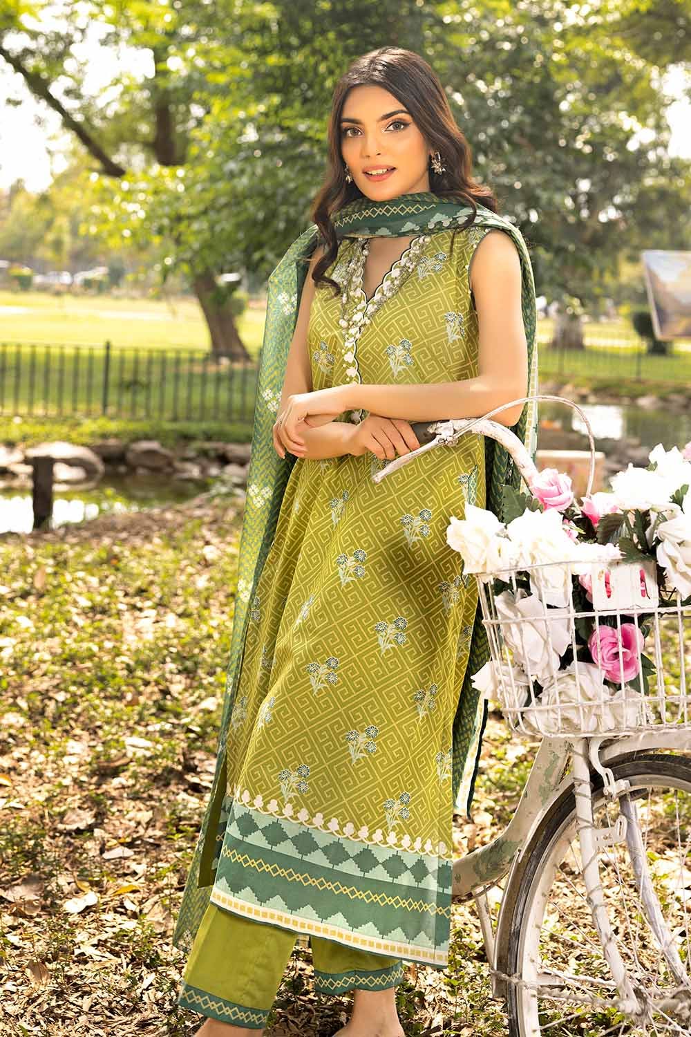 Gul Ahmed 3PC Printed Lawn Unstitched Suit CL-32584 B