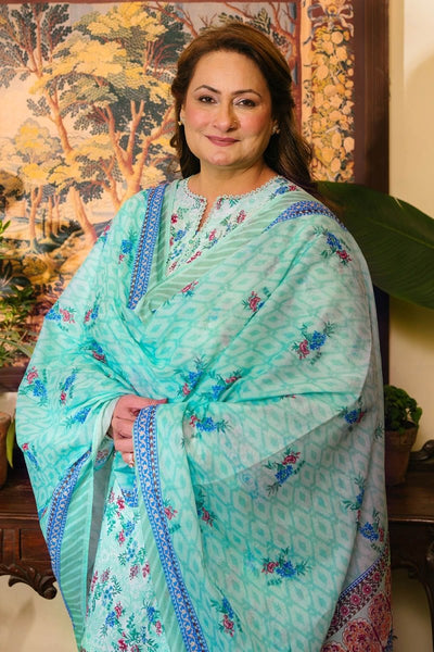 Gul Ahmed 3 Piece Unstitched Printed Lawn Suit CL-52126 A