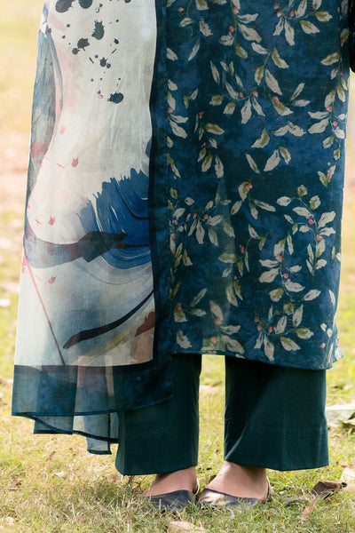 Gul Ahmed 3 Piece Unstitched Printed Lawn Suit CL-52435