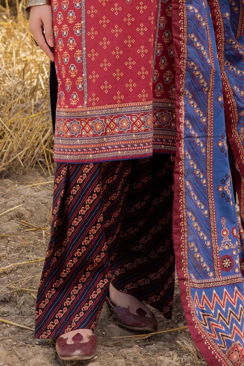 Gul Ahmed 3 Piece Unstitched Gold Printed Lawn Suit CL-52630