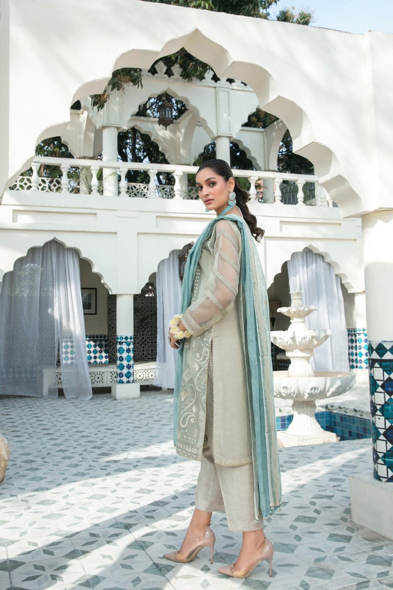 Tawakkal Fabrics 3 Piece Stitched Heavy Embroidered Fancy Suit D-8218