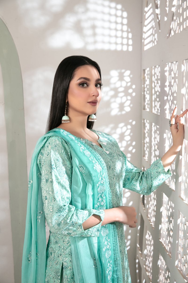 Tawakkal Fabrics 3 Piece Stitched Fancy Heavy Embroidered Lawn Suit D-8576