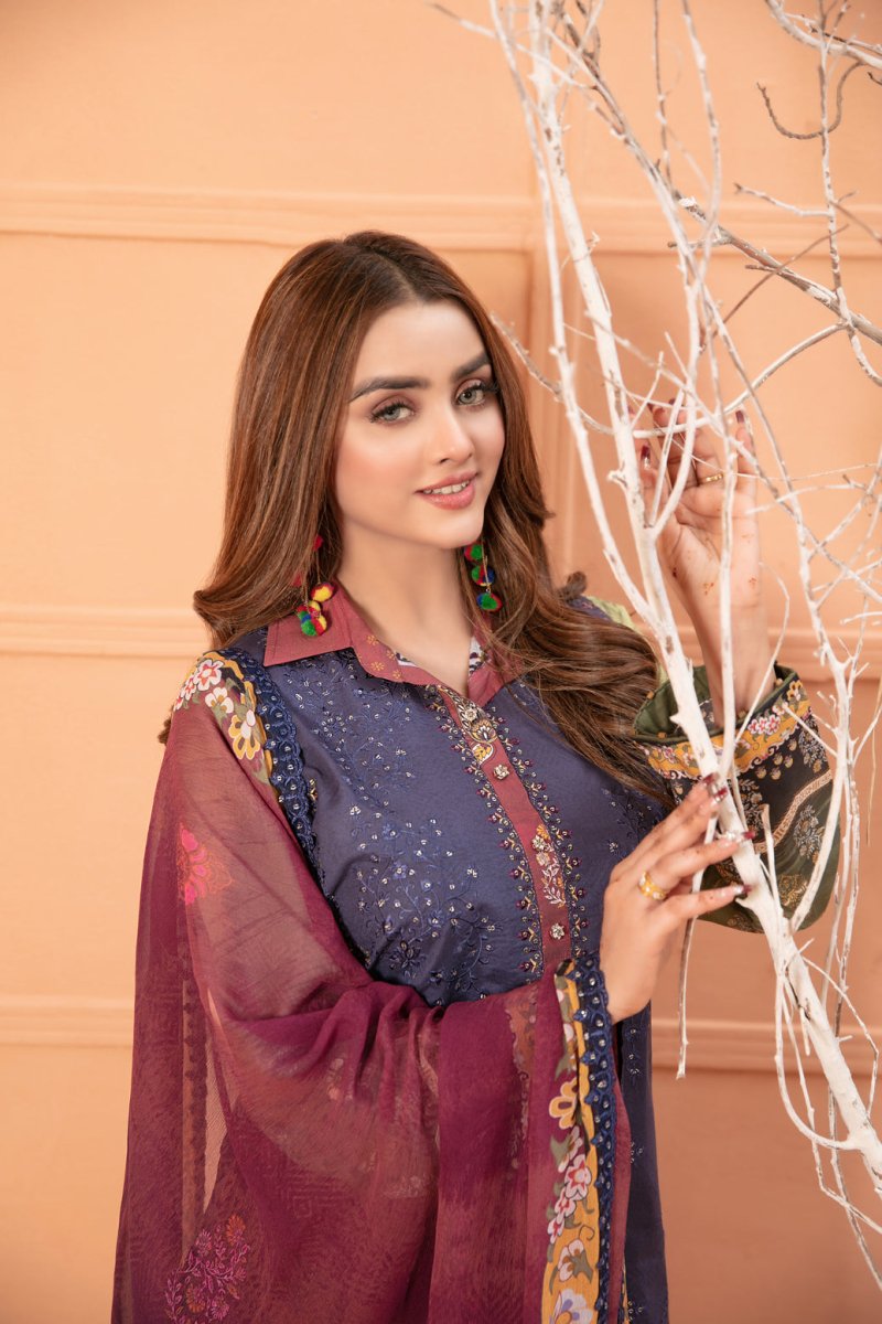 Tawakkal Fabrics 3 Piece Stitched Fancy Embroidered Digital Printed Lawn Suit D-8955