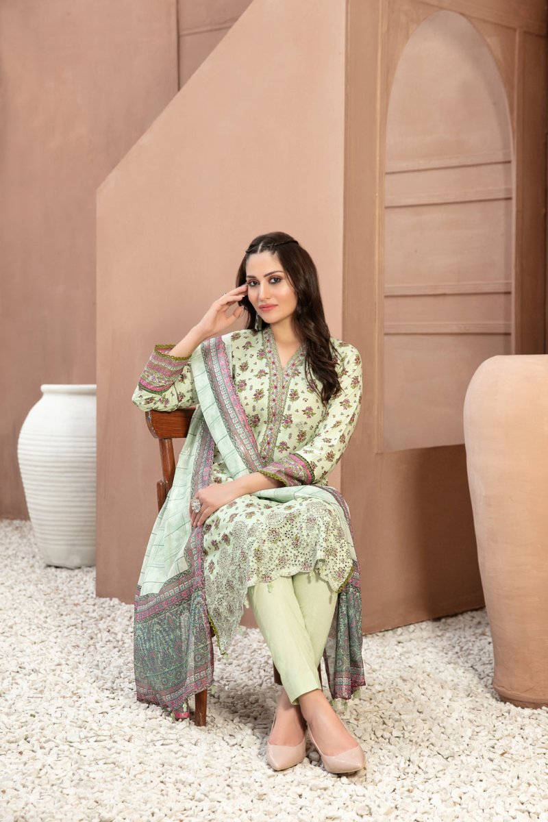 Tawakkal Fabrics 3 Piece Stitched Boring Daman Embroidered Rotary Printed Lawn Suit D-9201