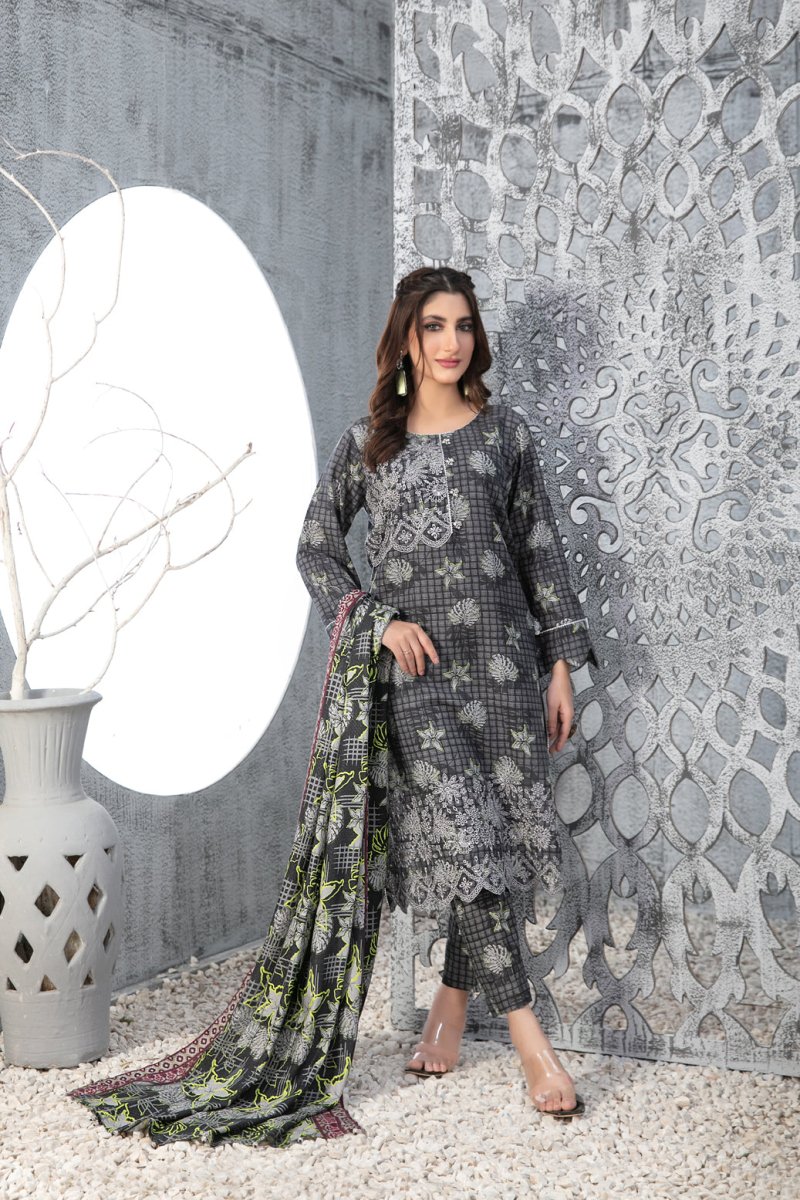 Tawakkal Fabrics 3 Piece Stitched Daman Embroidered Digital Printed Khaddar Suit D-9687