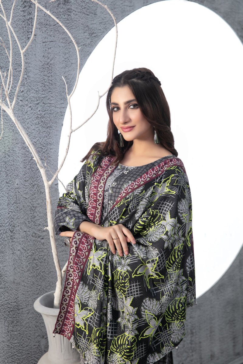Tawakkal Fabrics 3 Piece Stitched Daman Embroidered Digital Printed Khaddar Suit D-9687