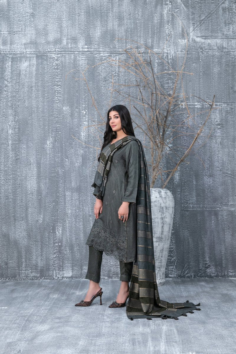 Tawakkal Fabrics 3 Piece Stitched Boti with Daman Boring Embroidered Leather Peach Jacquard Suit D-9845
