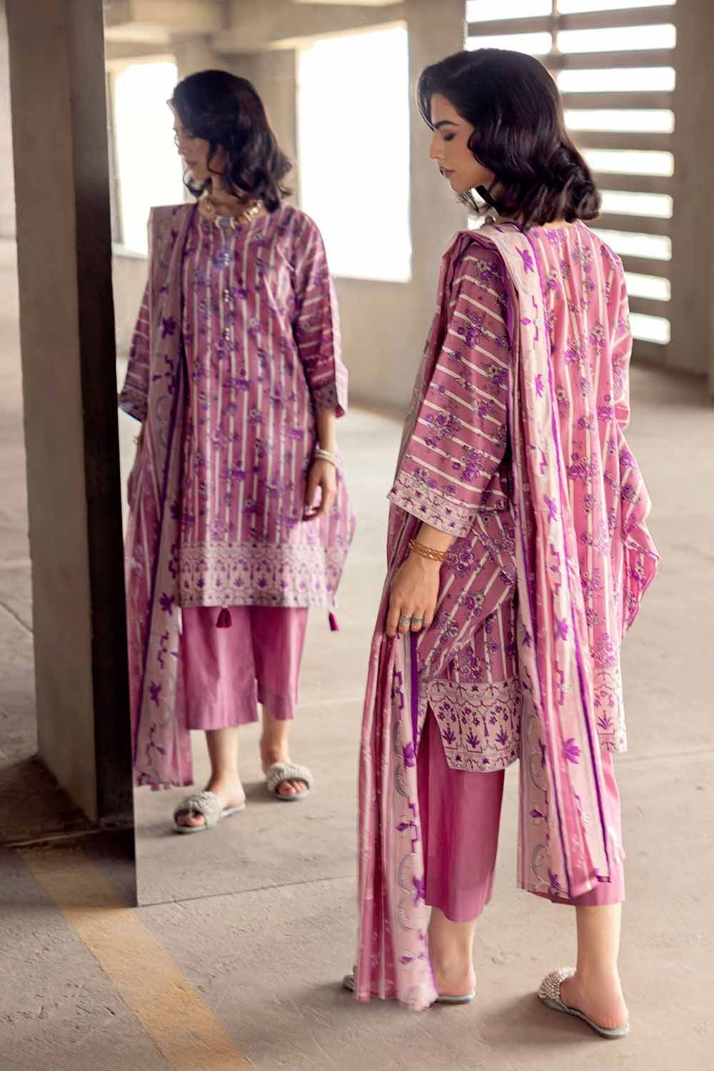 Gul Ahmed 3PC Cambric Printed Unstitched Suit with Denting Lawn Dupatta DN-32099 A