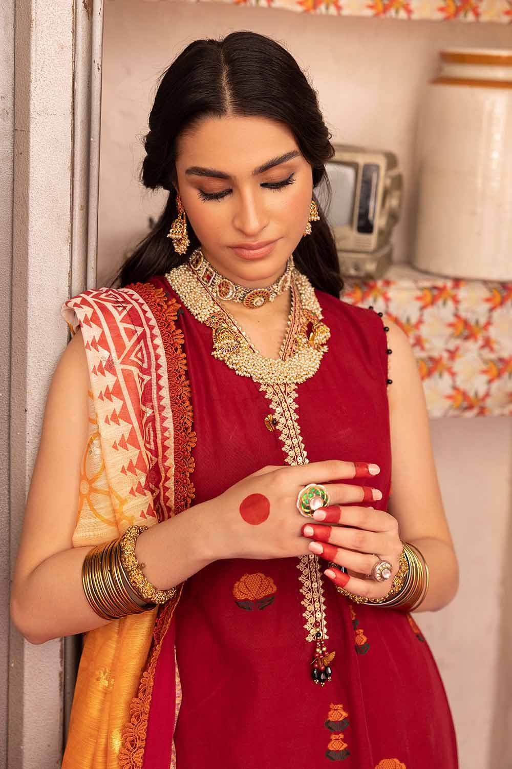 Gul Ahmed 3PC Embroidered Unstitched Jacquard Shirt with Digital Printed Jacquard Dupatta and Neckline FE-32035