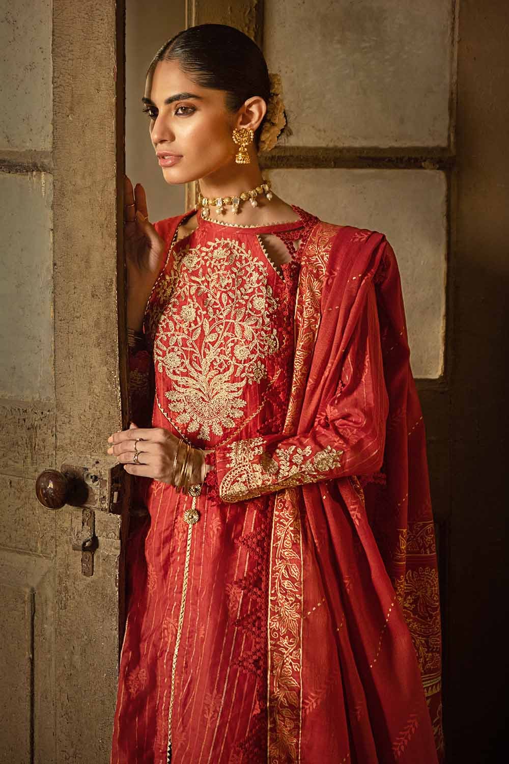 Gul Ahmed 3PC Embroidered Lacquer Printed Zari Stripe Unstitched Suit with Gold & Lacquer Printed Mehsuri Dupatta with Embroidered Mehsuri Border FE-32088