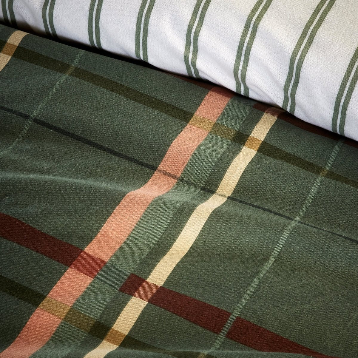 Vantona Essentials Range Brushed Plaid Green Duvet Cover Set - Christmas Bedding