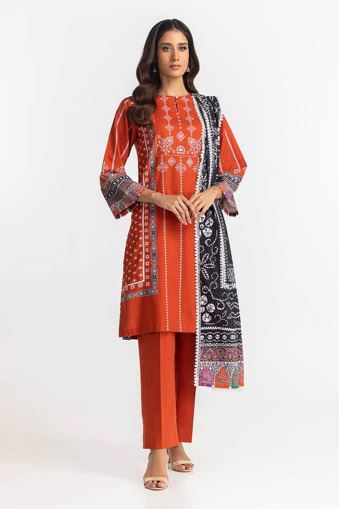 Gul Ahmed Ready to Wear 3 Piece Printed Khaddar Suit IUSTKSD-347