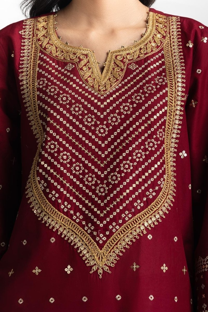 Gul Ahmed Ready to Wear 3PC Lawn Embroidered Suit IUSTKSD-608