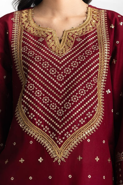 Gul Ahmed Ready to Wear 3PC Lawn Embroidered Suit IUSTKSD-608