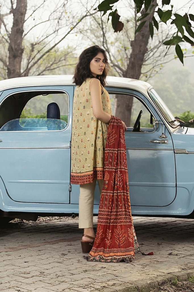 Lakhani Komal Prints 3 Piece Stitched Printed Lawn Suit LSM-2103