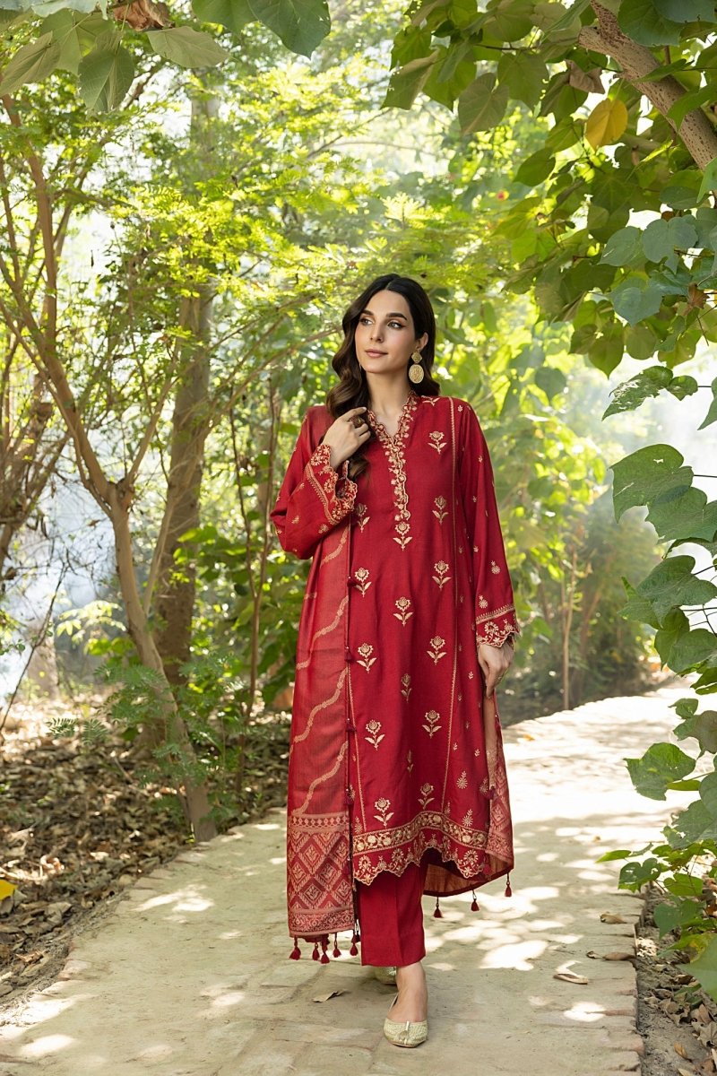 Lakhany 03 Piece Unstitched Embroidered Slub Peach Suit - LG-RL-0086
