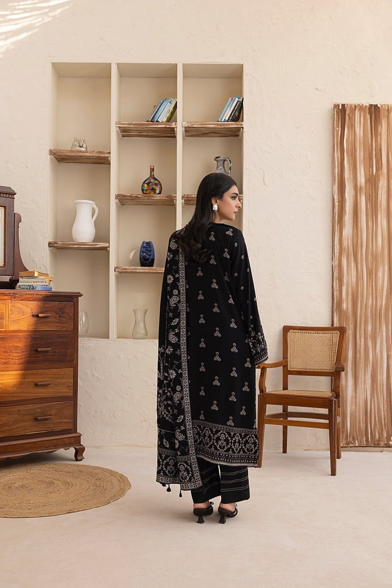 Lakhany 03 Piece Unstitched Pashmina Printed Suit - LG-RL-0118-B