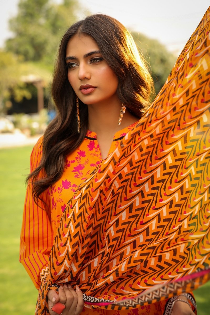 Lakhany 03 Piece Unstitched Komal Printed Lawn with Printed Chiffon Dupatta - LG-SR-0147-A