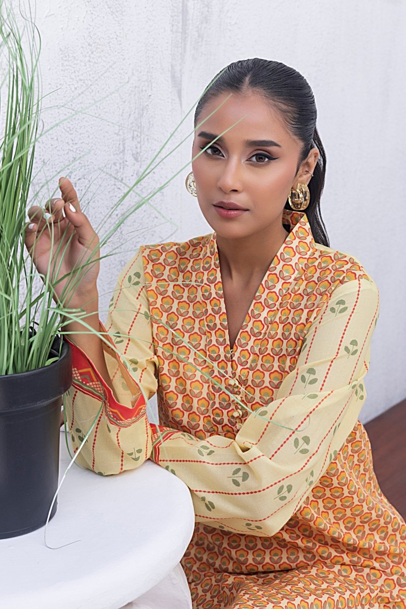 Lakhany 01 Piece Unstitched Printed Lawn Shirt - LG-SR-0201