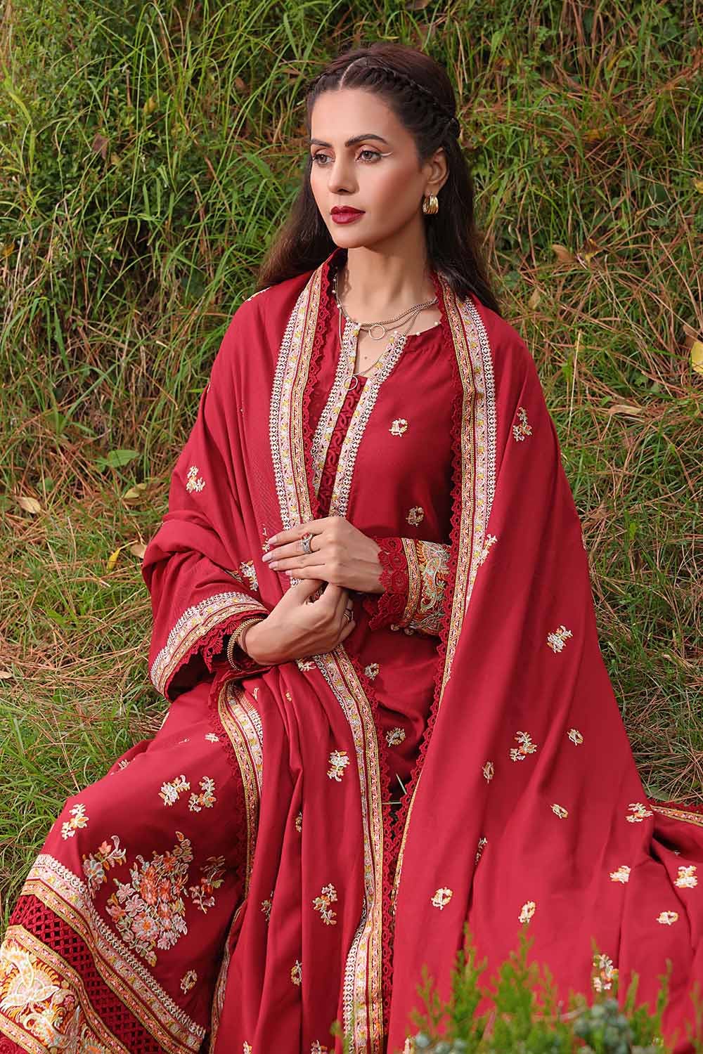 Gul Ahmed 3PC Embroidered Linen Unstitched Suit LT-32012