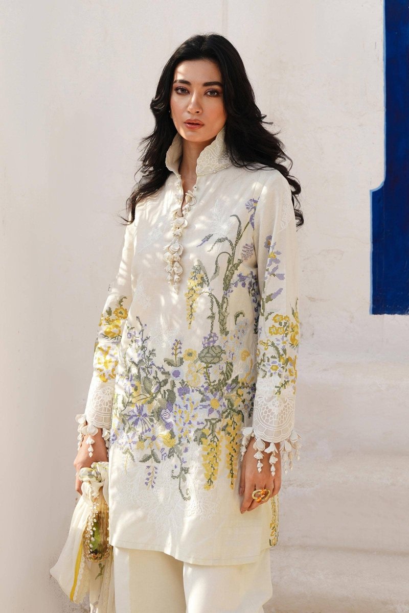 SANA SAFINAZ 3 Piece Unstitched Front Embroidered Kali On Lawn Shirt with Printed Silver Chiffon Dupatta - M241-006A-3CJ