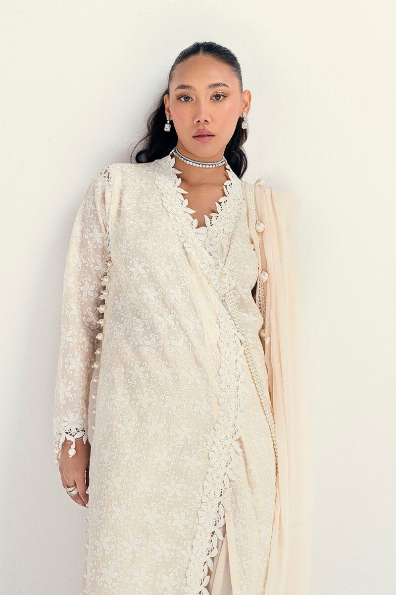 Gul Ahmed 3 Piece Unstitched Schiffli Embroidered Lawn Suit with Embroidered Chiffon Dupatta PM-52046