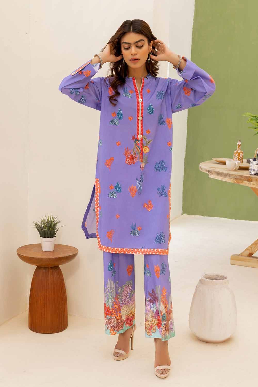 Gul Ahmed 2PC Printed Cambric Unstitched Suit TCN-32010
