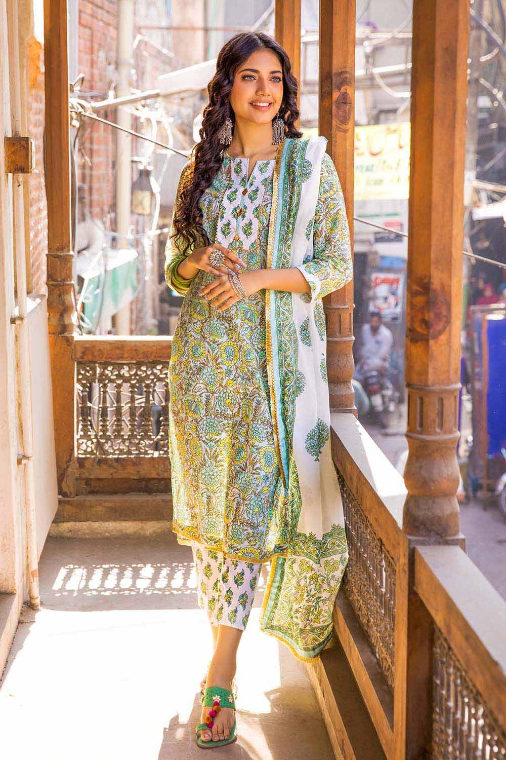 Gul Ahmed 3PC Lawn Unstitched Printed Suit CL-32241 A