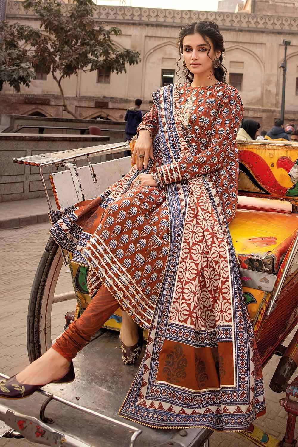 Gul Ahmed 3PC Lawn Unstitched Foil Printed Suit CL-32446 A