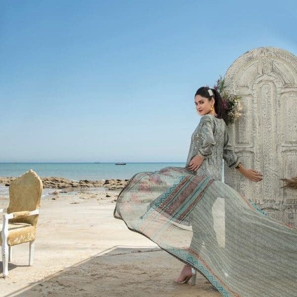 Tawakkal Fabrics 3 Piece Stitched Attractive & Adorable Lawn Suit D-1068