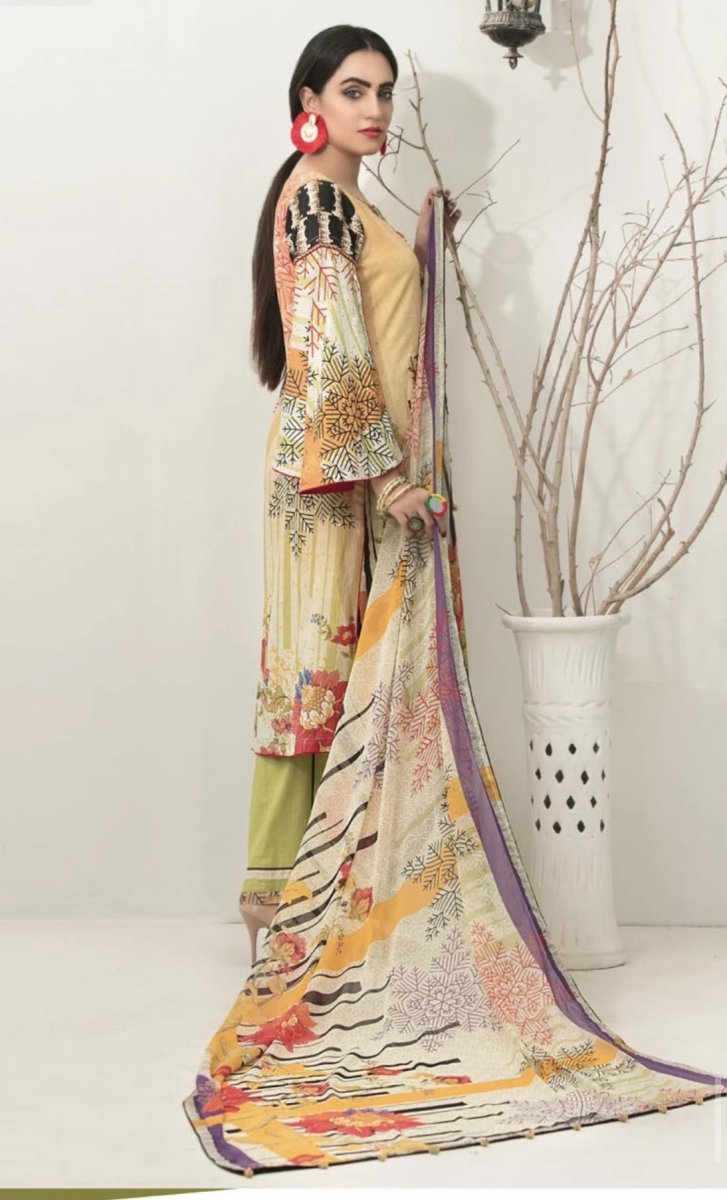 Tawakkal Fabrics Essence of Love Lawn 3 Piece Stitched Suit D-1188