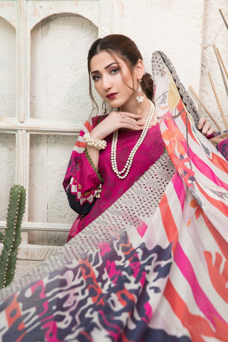 Tawakkal Fabrics 3 Piece Stitched Digital Printed Lawn Suit D-6672