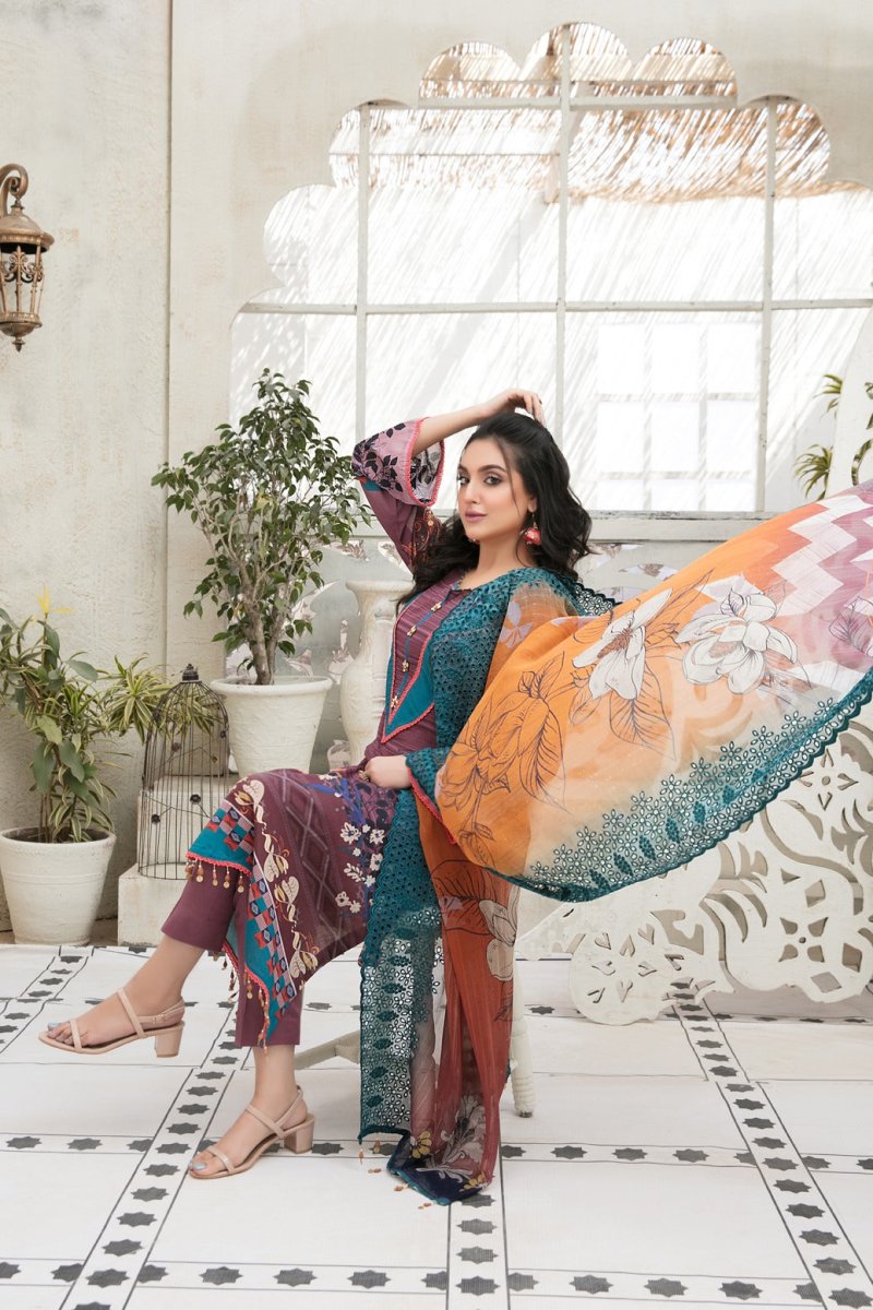 Tawakkal Fabrics 3 Piece Stitched Digital Printed Lawn Suit D-6675