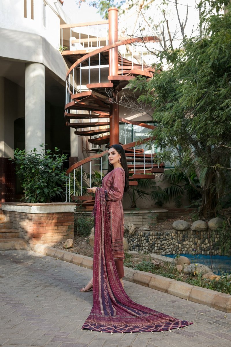 Tawakkal Fabrics 3 Piece Stitched Alternet Embroidered Digital Printed Lawn Suit D-6714