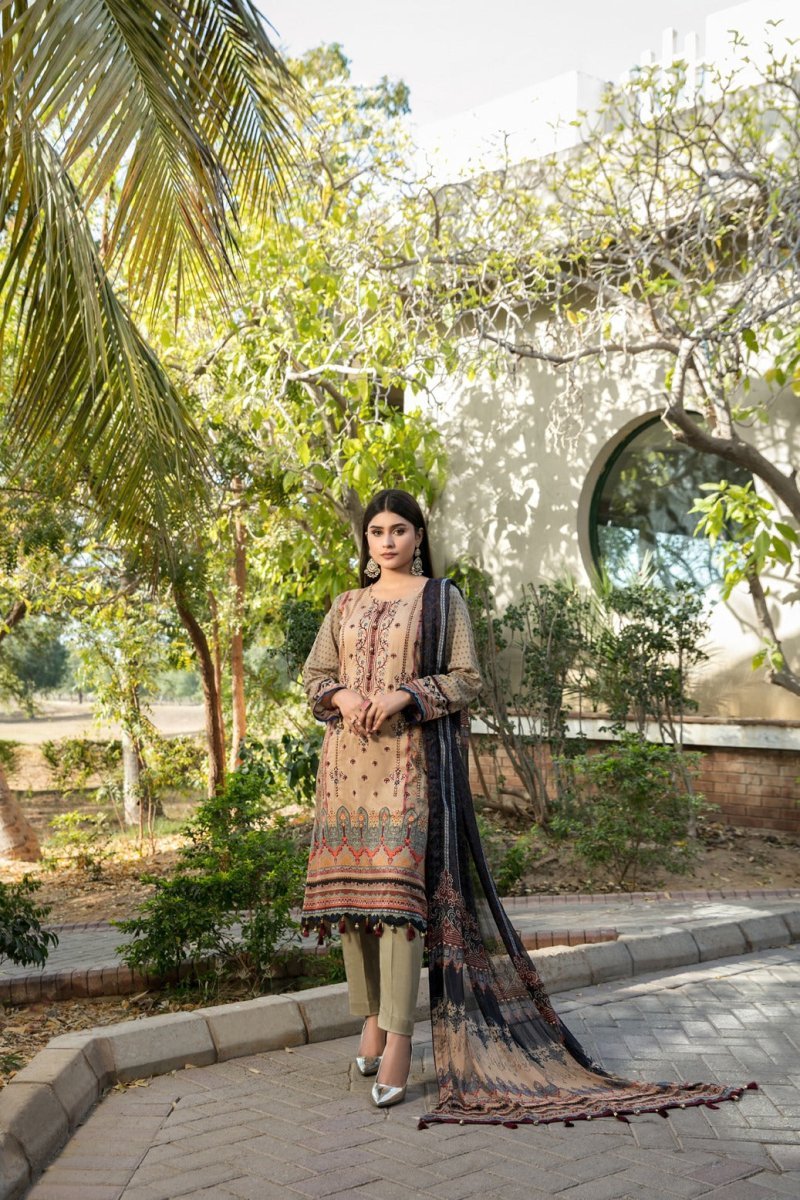 Tawakkal Fabrics 3 Piece Stitched Alternet Embroidered Digital Printed Lawn Suit D-6720