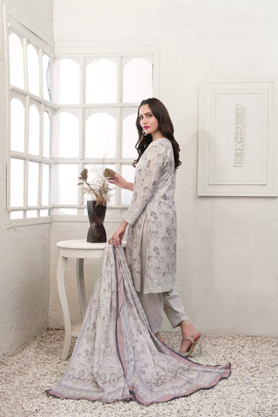 Tawakkal Fabrics 3 Piece Stitched Schiffli Daman Embroidered Digital Printed Lawn Suit D-6726