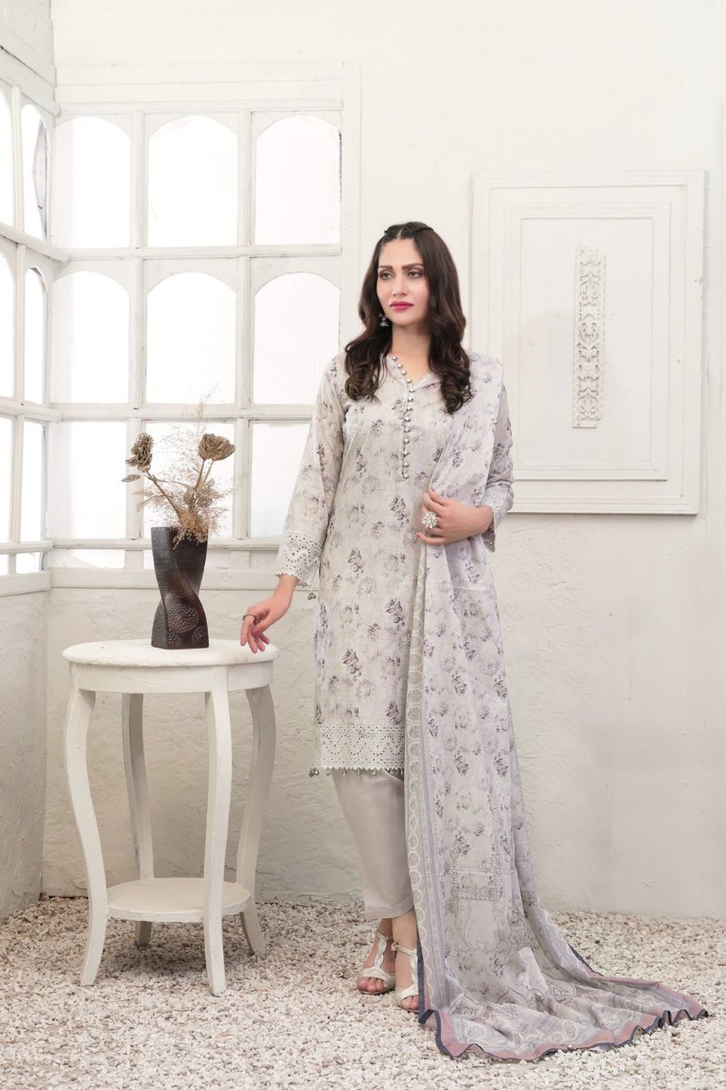 Tawakkal Fabrics 3 Piece Stitched Schiffli Daman Embroidered Digital Printed Lawn Suit D-6726