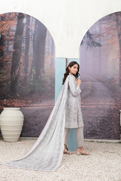 Tawakkal Fabrics 3 Piece Stitched Schiffli Daman Embroidered Digital Printed Lawn Suit D-6731