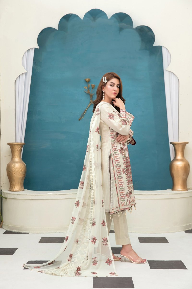 Tawakkal Fabrics 3 Piece Stitched Fancy Embroidered Lawn Suit - D-6766
