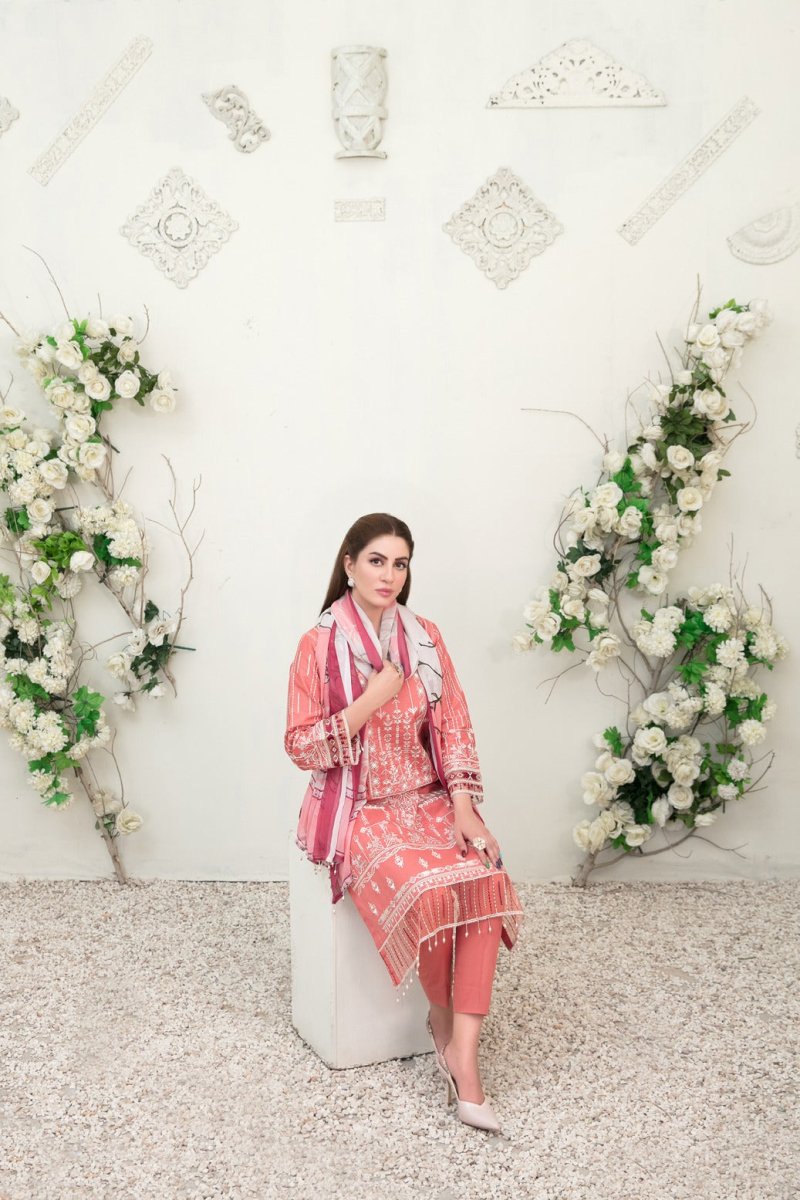 Tawakkal Fabrics 3 Piece Stitched Fancy Embroidered Lawn Suit D-6772
