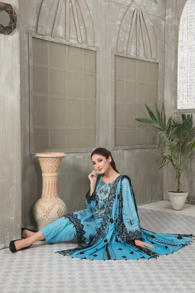 Tawakkal Fabrics 3 Piece Stitched Embroidered Digital Printed Lawn Suit D-7016